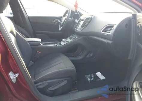 2016 Chrysler 200 Limited z USA, uszkodzony, nr VIN 1C3CCCAB2GN172196